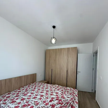 Shengjin Mati Apartment